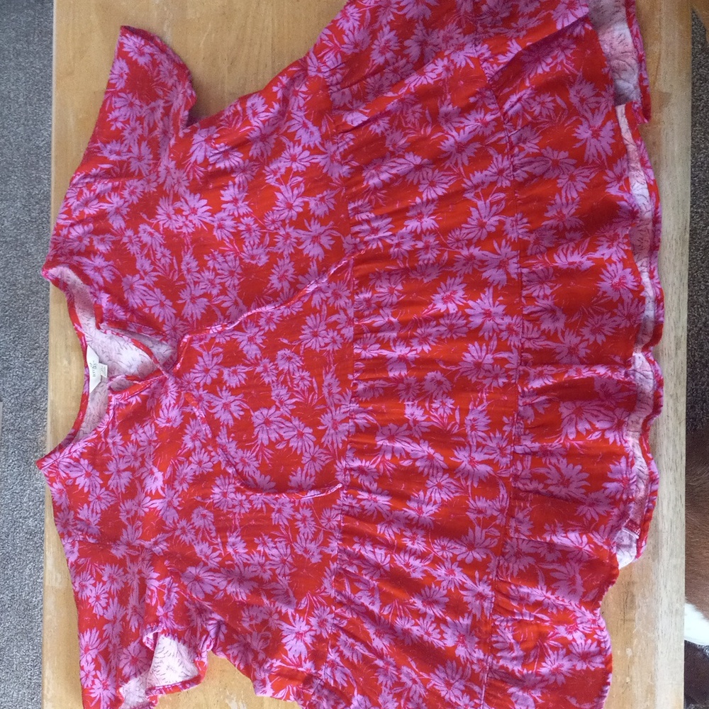 Floral Red and Pink Ruffle Terra & Sky Muslin Beach Top 1X (16W-18W)